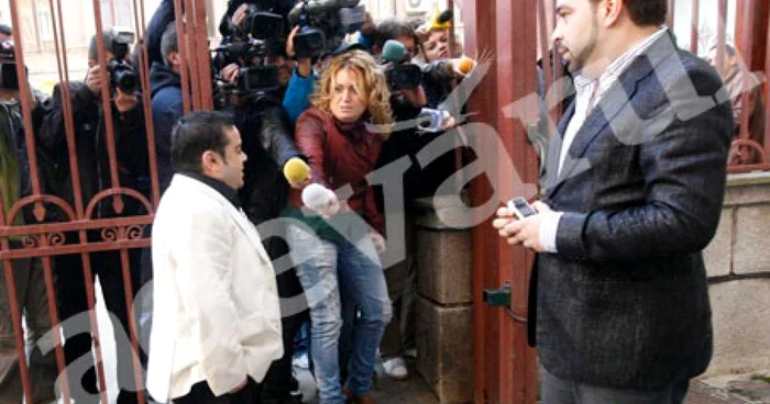 Adi Minune şi Florin Salam, puşi sub învinuire pentru favorizarea infractorului şi pentru mărturie minicinoasă. Foto: Sever Gheorghe