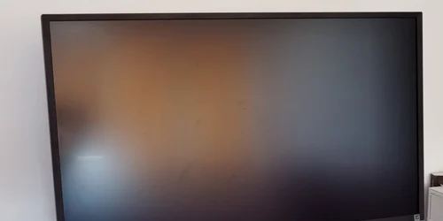 Monitor de gaming LG 32UK550