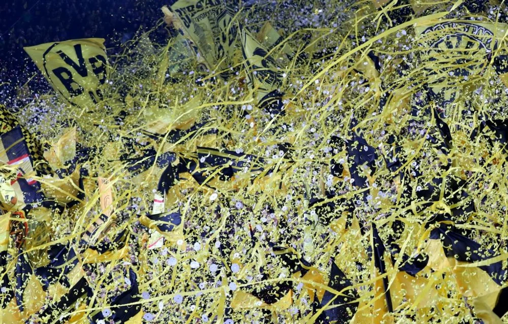 Inițiativă superbă a nemților de la Borussia Dortmund. 50 de copii ucraineni fugiți din calea războiului, îngrijiți într-o tabără de antrenament