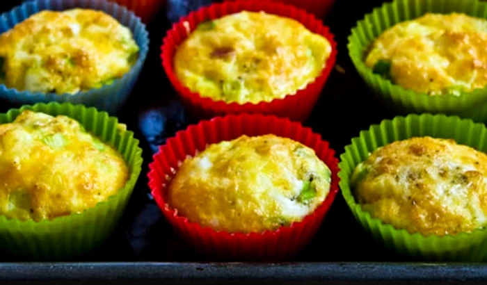 
    Click! îți propune o rețetă inedită de omletăFoto: fabandfru.com  