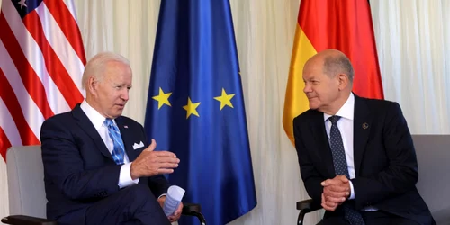 Joe Biden si Olaf Scholz intr-un dialog in marja summitului G7 de la Castelul Elmau FOTO EPA-EFE