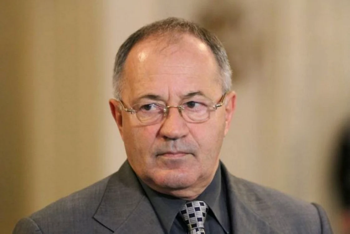 Sorin Roşca Stănescu i-a rugat pe colegii săi liberali, ca indiferent de rezultatul votului, să nu îl judece foarte aspru
