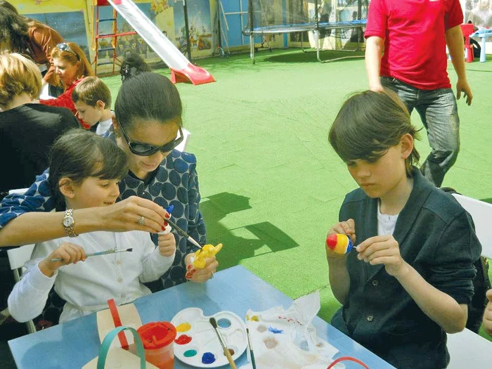 Copiii Ancăi Serea  sunt deja la şcoală