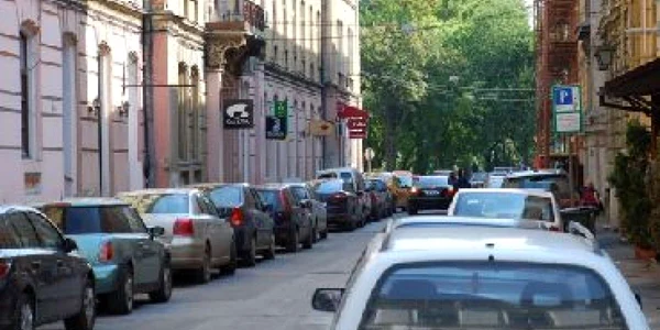 Bacău: Amendați pentru că nu au plătit parcarea