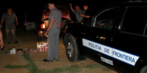 traficanţii de ţigări au fost prinşi de poliţiştii de frontieră