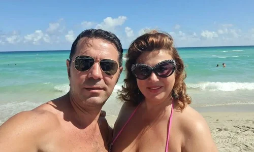 mihaela borcea hot la plaja png