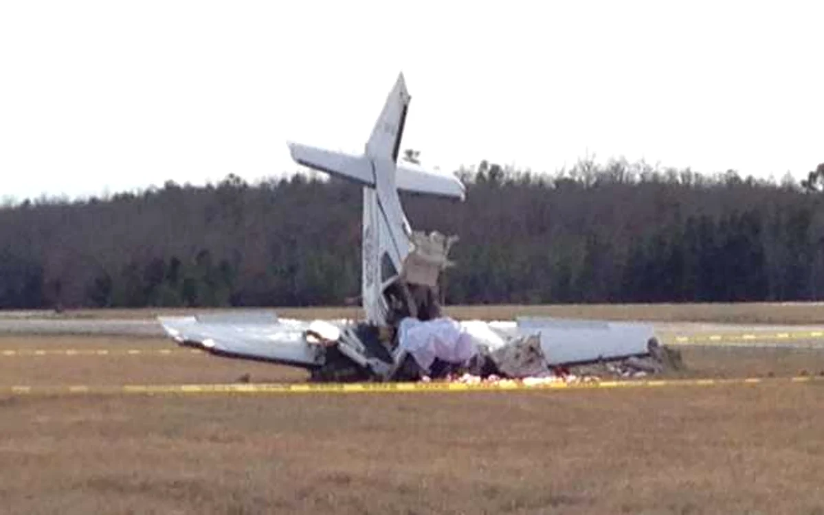 Avionul civil ucrainean prăbuşit avea şapte persoane la bord FOTO nbcnews.com