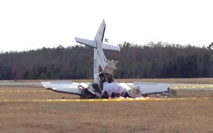 Avionul civil ucrainean prăbuşit avea şapte persoane la bord FOTO nbcnews.com