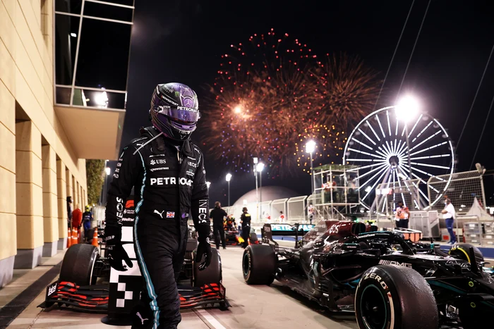 Lewis Hamilton a triumfat pe circuitul SakhirFoto: Guliver / GettyImages