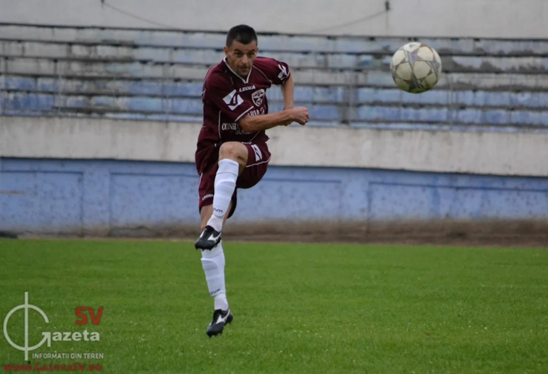 Dorin Semeghin, căpitanul echipei Rapid CFR Suceava, a ajuns la 36 de ani (foto: Gazeta de Suceava)