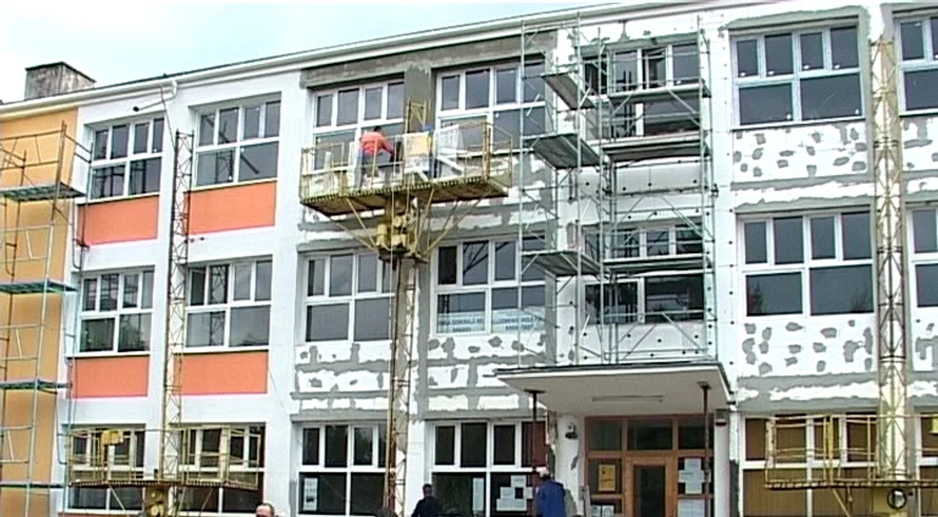 
    Procurorii au informații că s-au deturnat fonduri pentru reabilitarea șocolilor, în perioada 2011-2012  