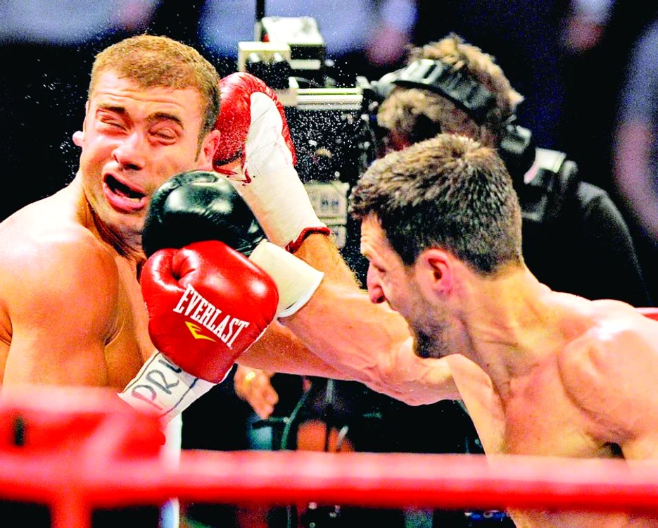 
    Bute a fost surprins  de loviturile puternice  ale lui Froch  