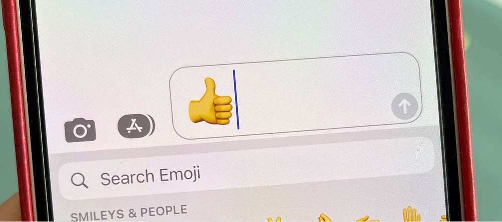 Fermier, obligat să plătească peste 61.000 de dolari pentru emoji-ul ? „degetul mare”. Ce a stabilit o instanță din Canada 
