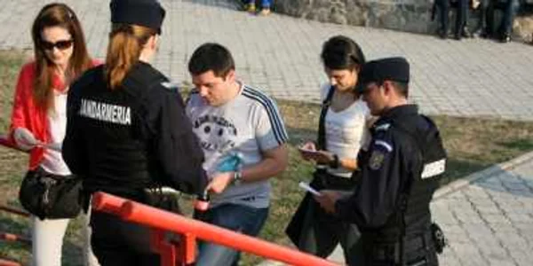 jandarmii vor asigura măsurile de ordine în unităţile şcolare