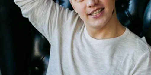 yuri tanar care isi vinde pielea foto captra foto instagram