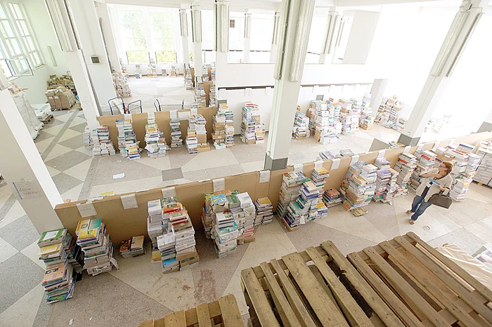 Cărţile au fost  sortate pe şcoli