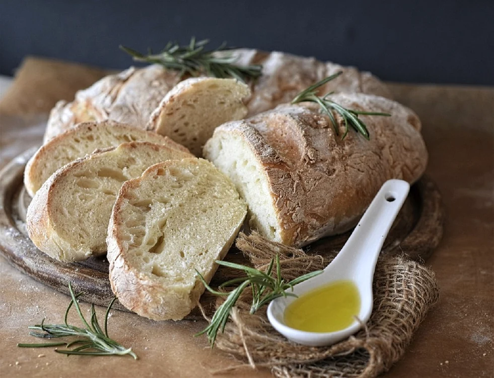 Nutriţioniştii recomandă o pâine bogată în fibre / foto: Pixabay