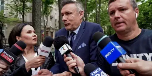 Coldea gif
