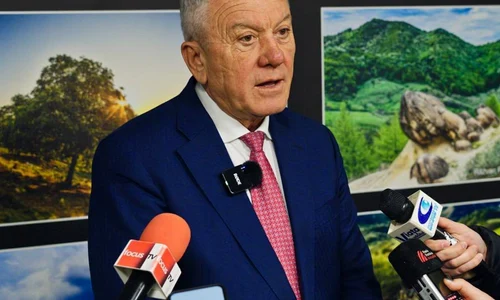 constantin toma foto facebook png