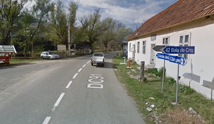 Drumul pleacă din localitatea Vidrișoara FOTO captură Google Maps