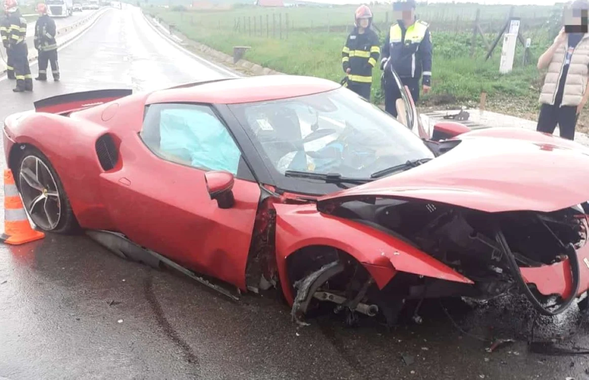 Accidentul rutier a avut loc joi după-amiaza. Foto ISU CLUJ