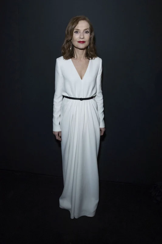 Semi exclusif   Le Festival de Cannes et le groupe Kering organisaient le dîner de la Présidence en l'honneur du programme "Women in Motion" lors du 70ème Festival International du Film de Cannes jpeg