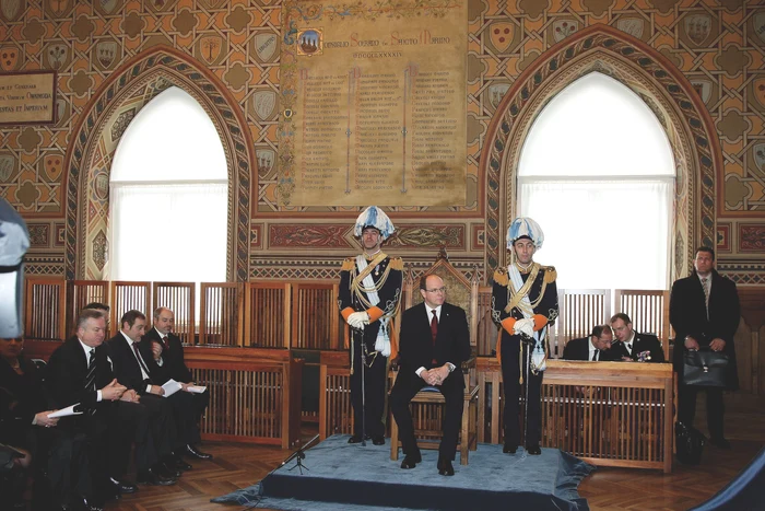 Prinţul Albert al II-lea de Monaco vizitează clădirea guvernului sanmarinez, Palazzo Pubblico, 2010