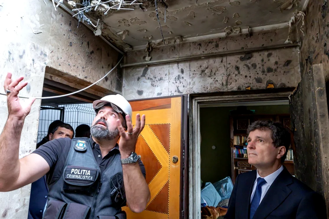 Nicușor Dan, la locul incidentului. FOTO Administrația Prezidențială
