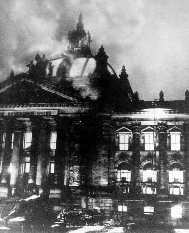 Reichstag incendiu 1930 FOTO AP