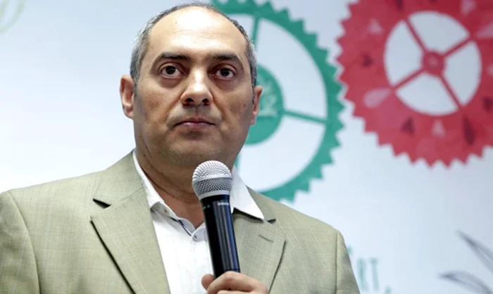 Alegătorii tăcuți pot răsturna rezultatul. Cine sunt românii care ar putea decide soarta turului II al prezidențialelor