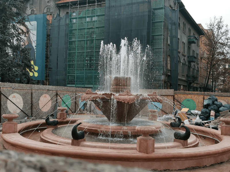 Fântâna cu pești din Timișoara este aproape gata. Se fac ultimele probe 