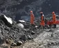 Operaţiuni de căutare şi salvare după viitura din Himalaya care a distrus un baraj şi a măturat muncitorii de pe un şantier FOTO EPA-EFE