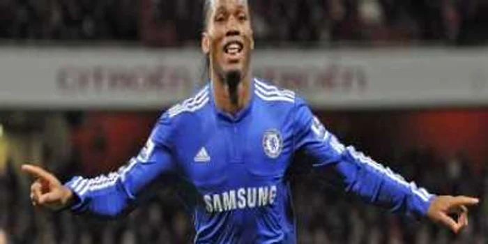 Drogba, celebrând al doilea gol în poarta lui Arsenal, FOTO: EPA