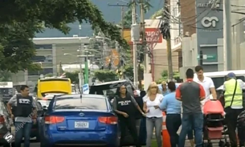 Elena Udrea in Costa Rica jpg