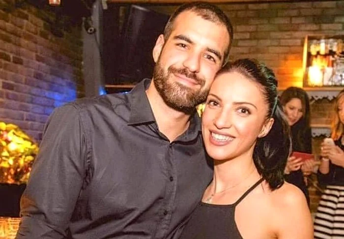 Javier Humet și soția lui sunt stabiliți în RomâniaFoto: Facebook / Dinamo București Handbal Club