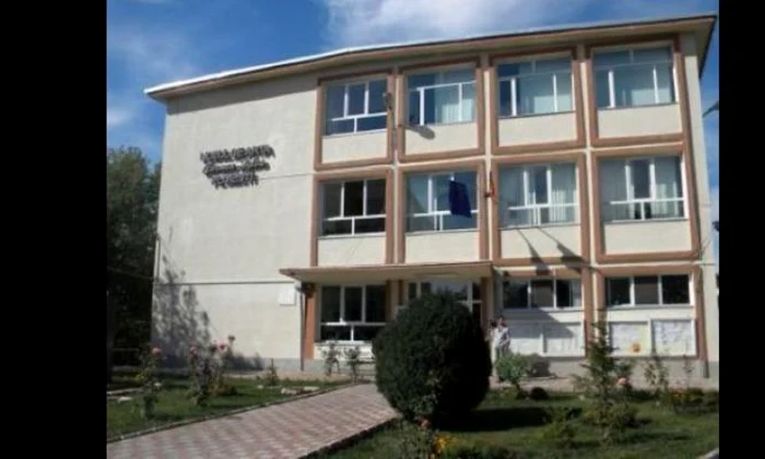 Colegiu de Arte Ploiesti foto Prahova News jpg