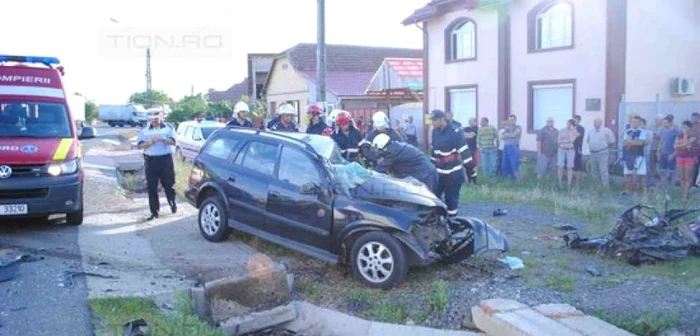 Profesorul a murit pe loc în urma impactului cu un TIR sursa foto: www.tion.ro