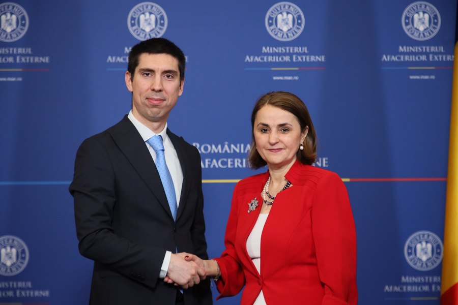 Doi miniștri de Externe, printre care șeful diplomației române Luminița Odobescu, merg la Chișinău 