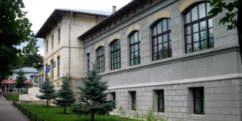 Şcoala nr. 3 „Constantin Parfene“ Vaslui