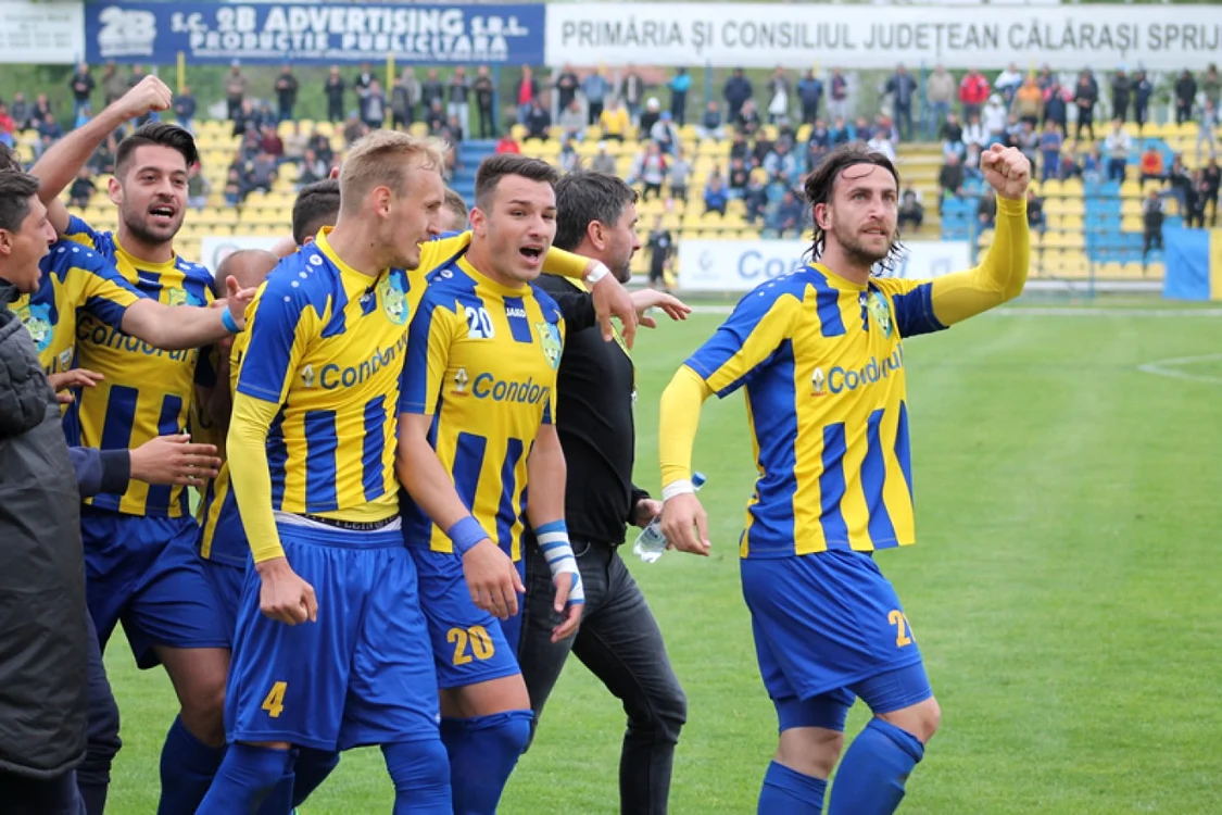 Se redeschide stadionul din Călăraşi pentru suporteri FOTO afcdunarea-calarasi.ro
