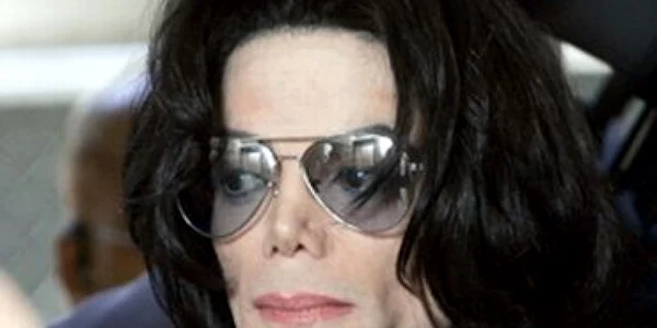 VIDEO <b>CNN</b>: Michael Jackson lua 10 pastile Xanax în fiecare seară