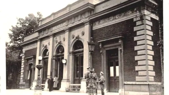 Fotografii care fac istorie, descoperite în arhiva unui colecţionar: gara din Băile Herculane, „cucerită“ de germani, în cel de Al Doilea Război Mondial jpeg