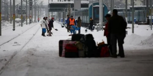 Mai multe trenuri au fost anulate din cauza condiţiilor nefavorabile