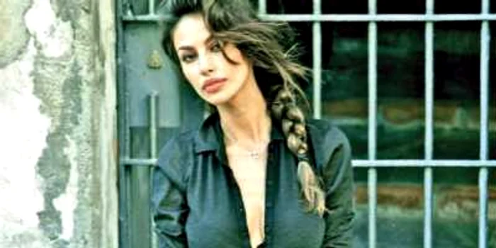 Mădălina i-a înnebunit pe italieni cu frumuseţea ei