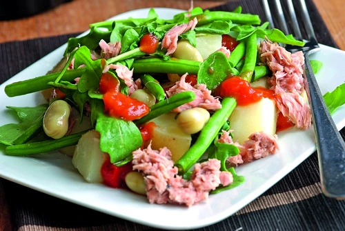 salata de ton cu cartofi si fasole verde jpeg