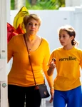 Jennifer Lopez, alături de mama ei, Guadalupe, și de fiica Emme jpeg