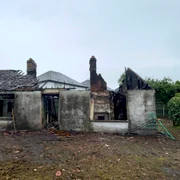 Casă incendiată în Belfast FOTO Profimedia 