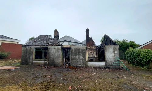 Casă incendiată în Belfast FOTO Profimedia