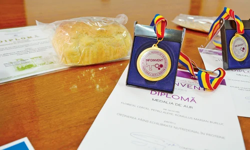 Profesorii de la Ingineria Alimentelor au obţinut medalia de aur cu o realizare inedită jpeg