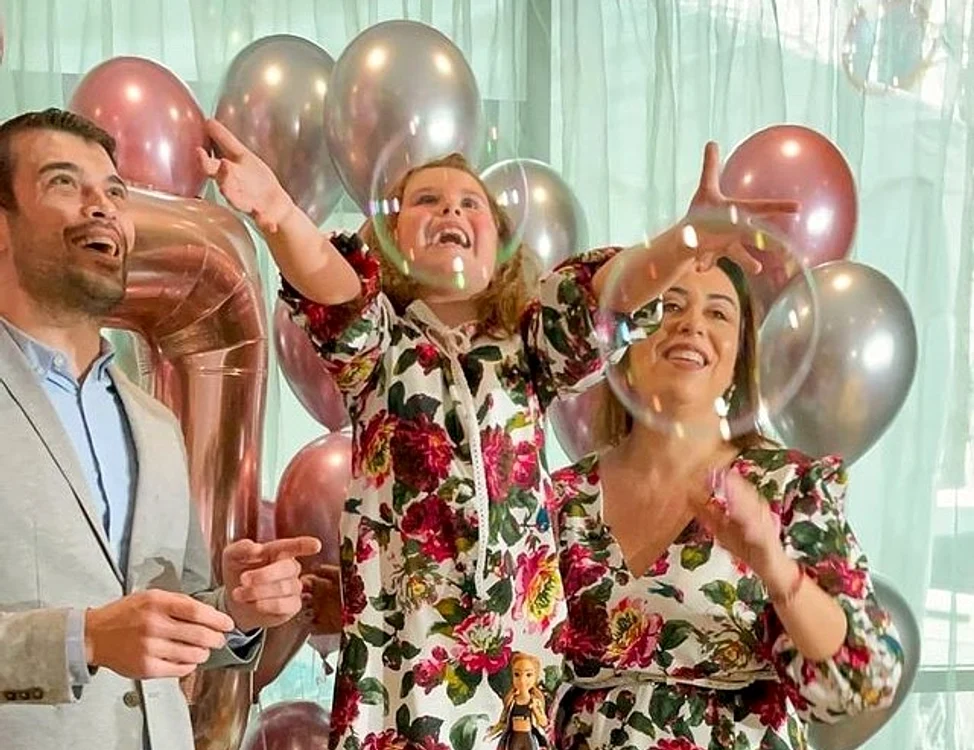 
    Oana va merge din nou doar cu fiica ei Isabela în Egiptfoto: Instagram  
